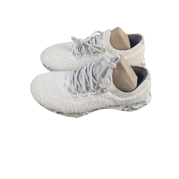Allbirds Wool Dasher Fluff Natural White Mens 12 Athletic Sneaker Fashion Shoe